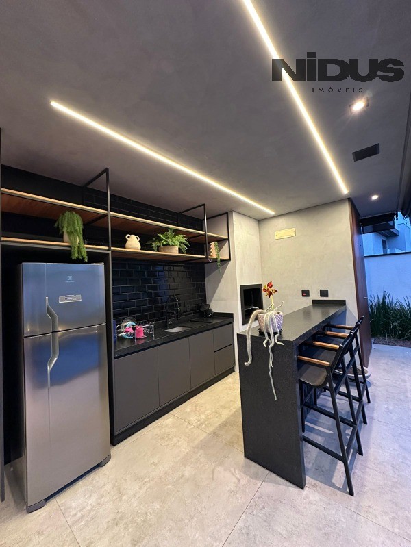 Casa, 3 quartos, 219 m² - Foto 22