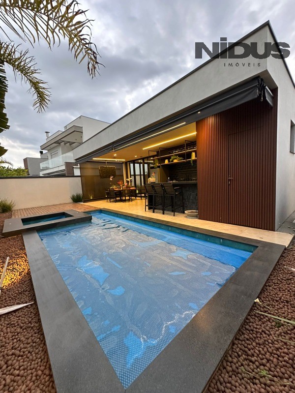 Casa, 3 quartos, 219 m² - Foto 27