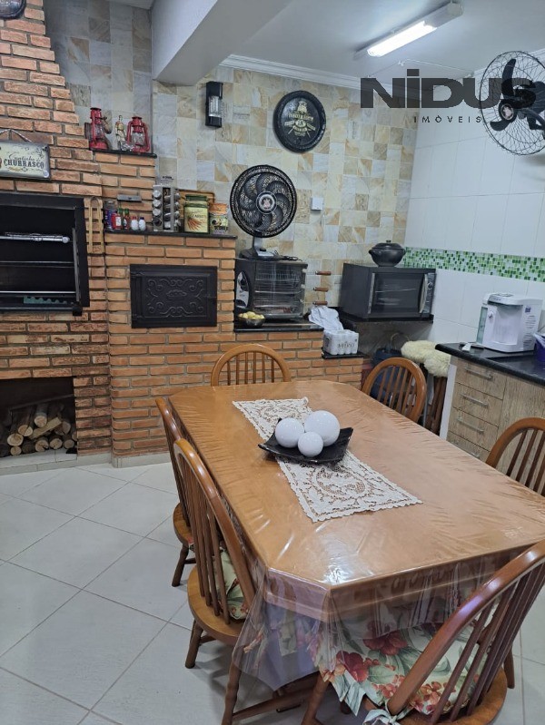 Casa, 3 quartos, 180 m² - Foto 12
