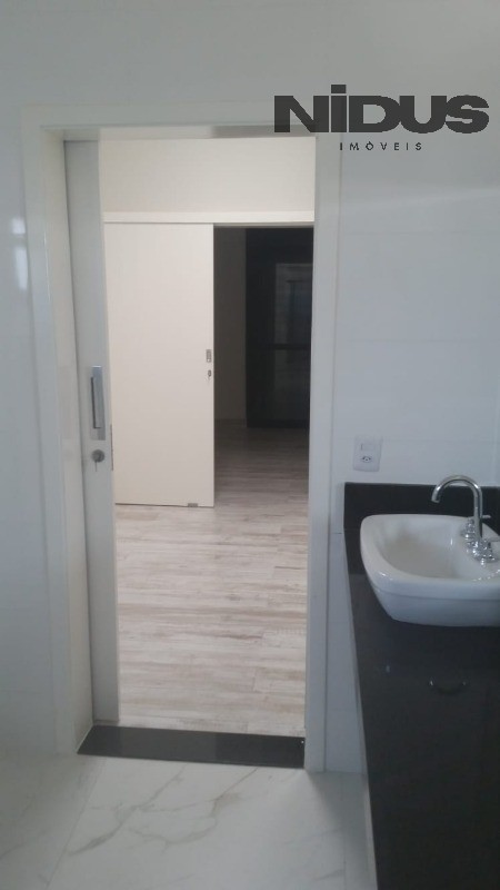 Casa, 3 quartos, 260 m² - Foto 3