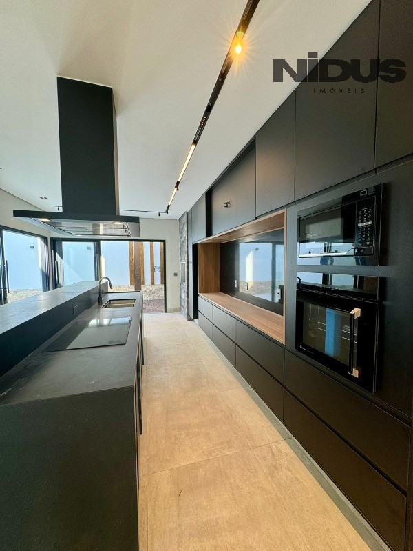 Casa, 3 quartos, 274 m² - Foto 14