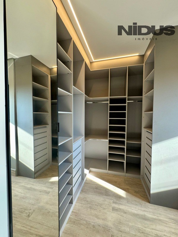 Casa, 3 quartos, 274 m² - Foto 23