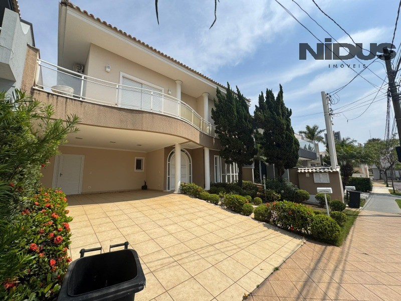 Casa, 4 quartos, 387 m² - Foto 1