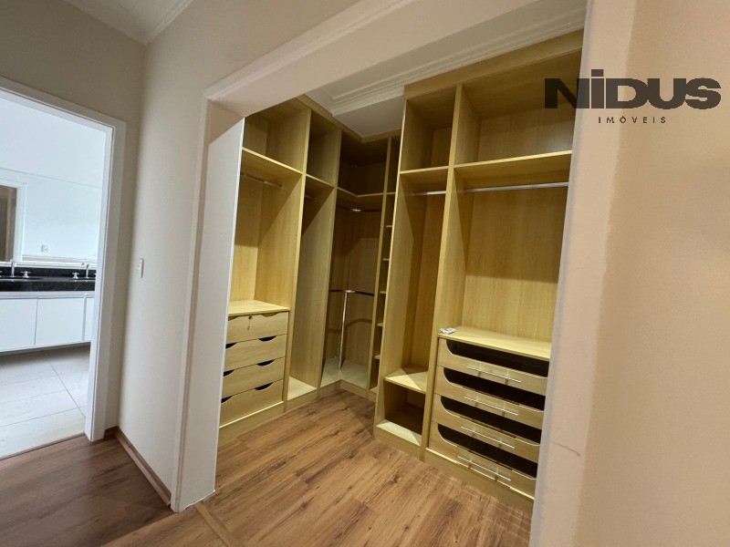 Casa, 4 quartos, 387 m² - Foto 3