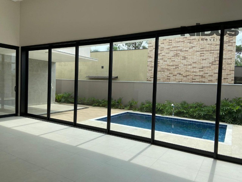 Casa, 3 quartos, 247 m² - Foto 2
