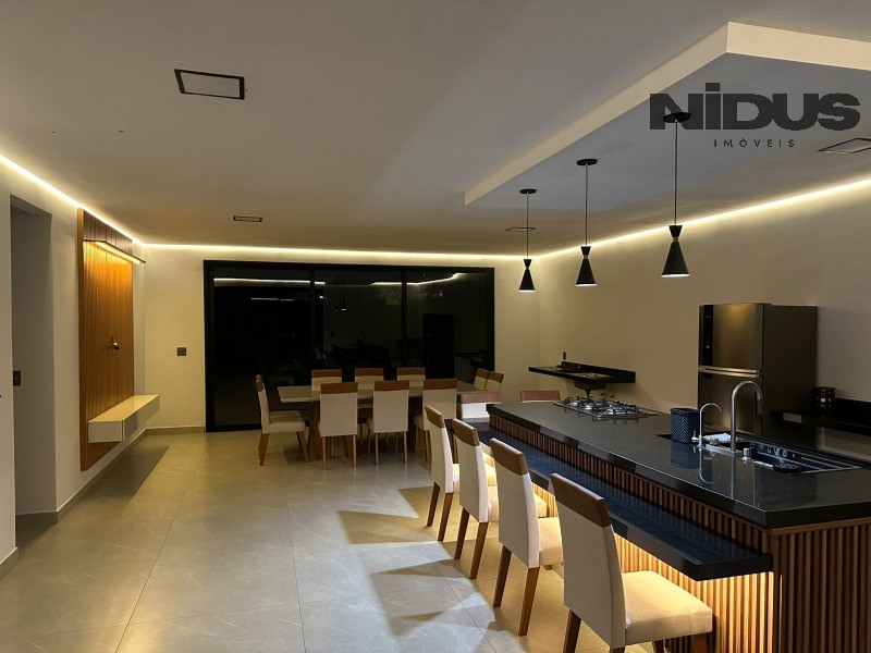 Casa, 4 quartos, 360 m² - Foto 33