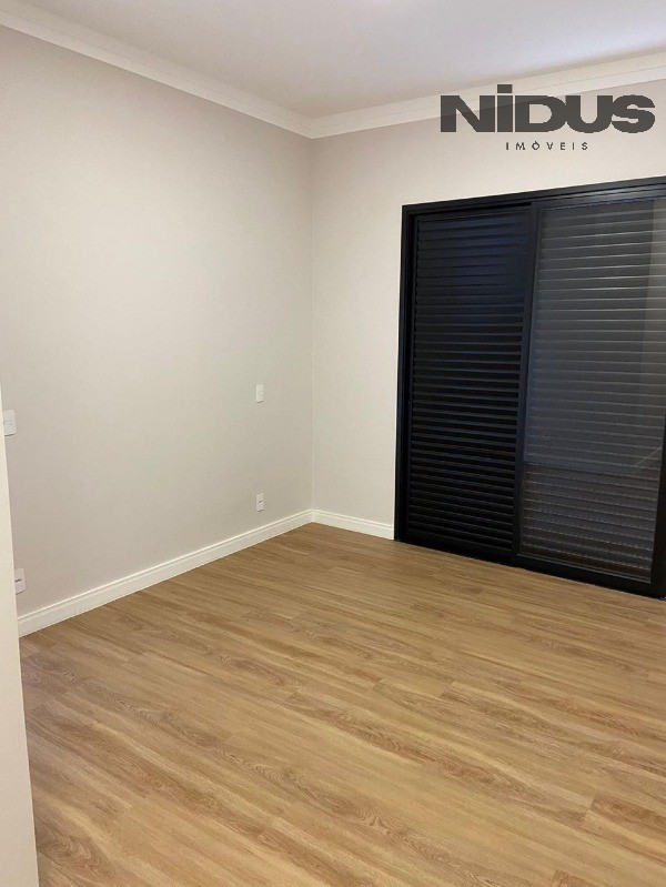 Casa, 3 quartos, 247 m² - Foto 8