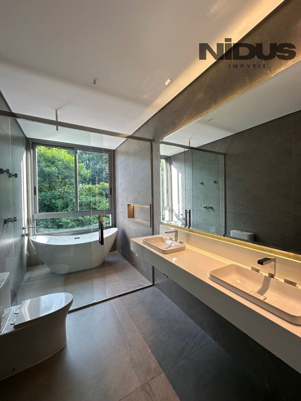 Casa, 4 quartos, 388 m² - Foto 31