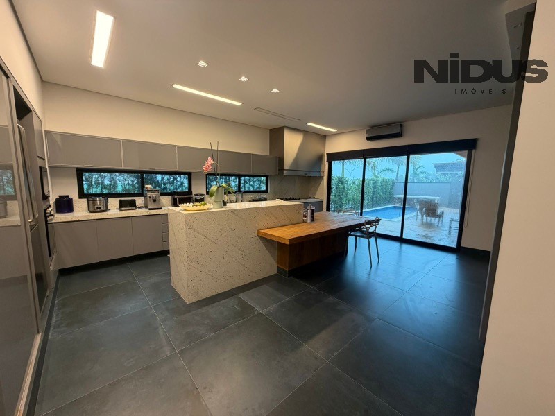 Casa, 3 quartos, 264 m² - Foto 9