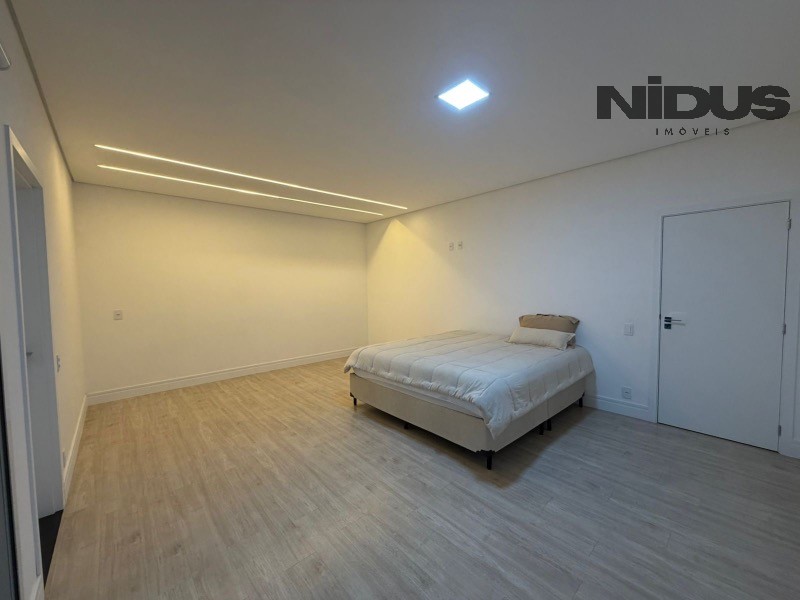 Casa, 3 quartos, 264 m² - Foto 6