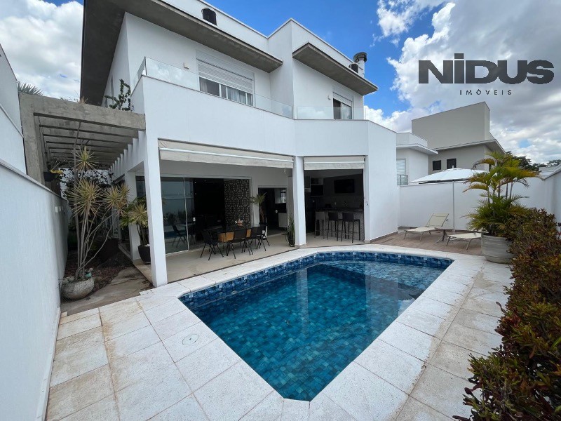 Casa, 3 quartos, 280 m² - Foto 1