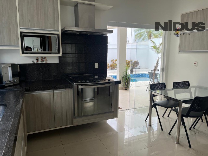Casa, 3 quartos, 280 m² - Foto 17