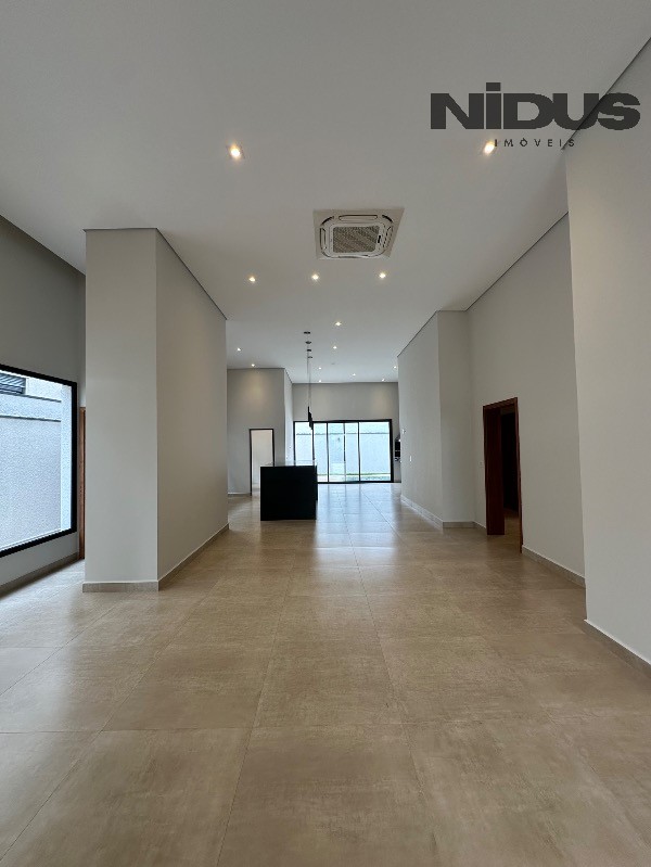 Casa, 3 quartos, 232 m² - Foto 3