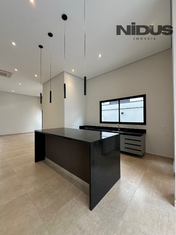 Casa, 3 quartos, 232 m² - Foto 6