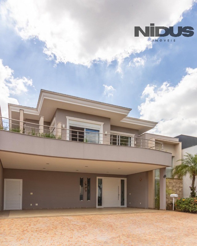 Casa, 3 quartos, 250 m² - Foto 1