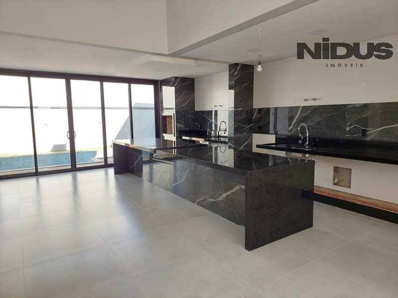 Casa, 3 quartos, 244 m² - Foto 38
