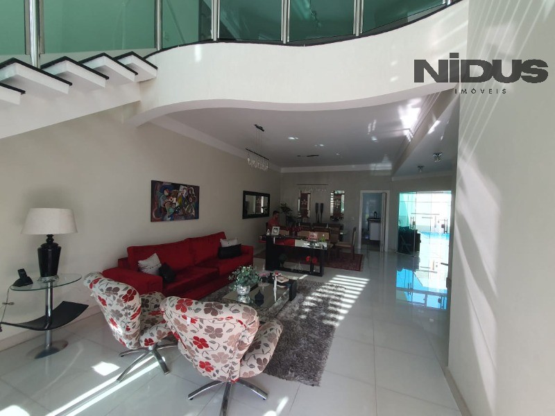 Casa, 3 quartos, 268 m² - Foto 4