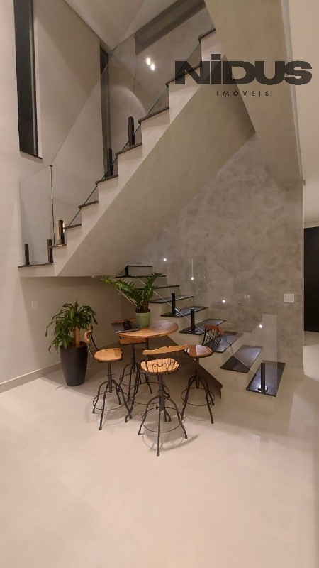 Casa, 3 quartos, 275 m² - Foto 23