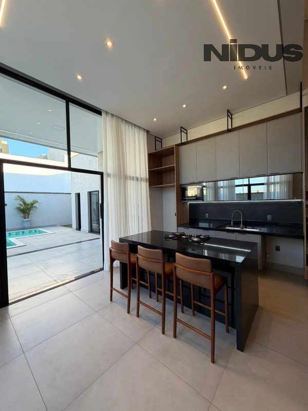Casa, 3 quartos, 239 m² - Foto 24