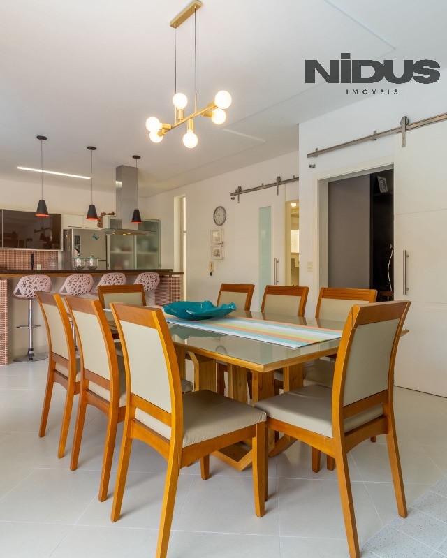 Casa, 3 quartos, 250 m² - Foto 19