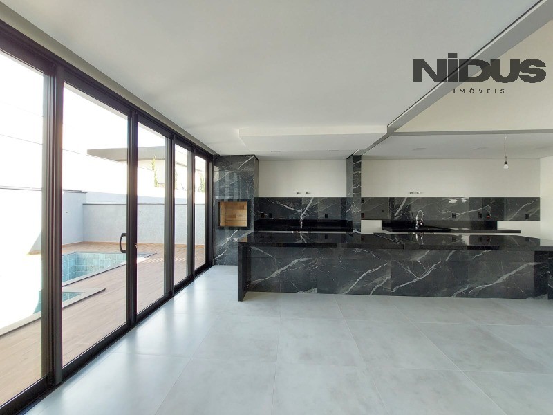 Casa, 3 quartos, 244 m² - Foto 9