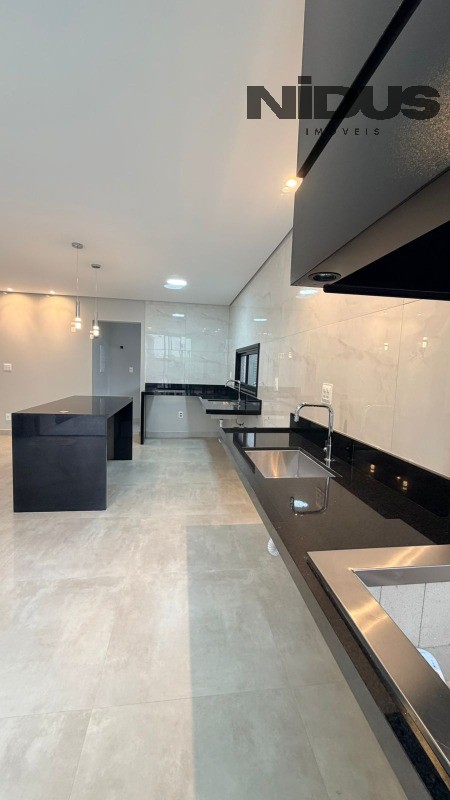Casa, 3 quartos, 200 m² - Foto 35