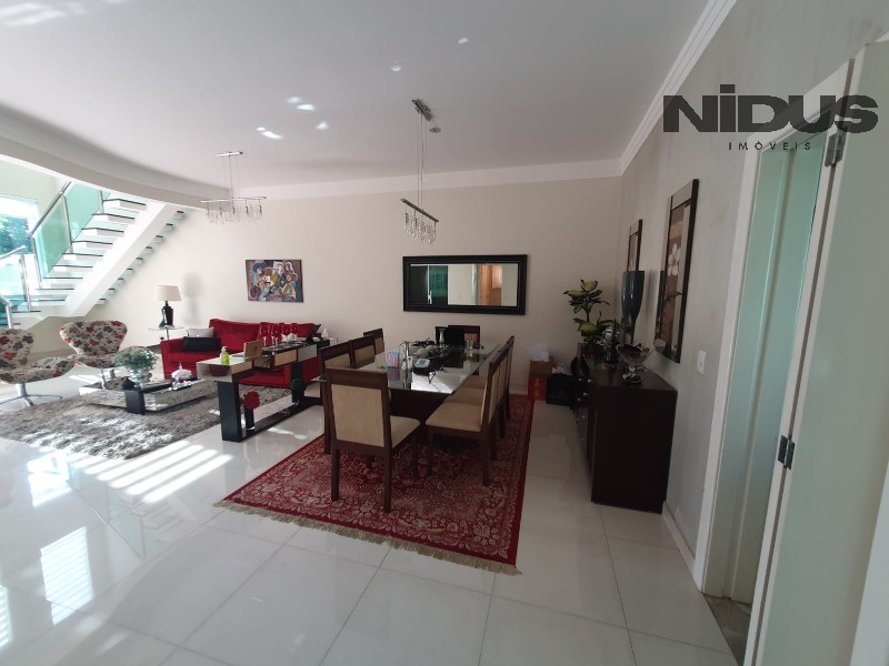 Casa, 3 quartos, 268 m² - Foto 19
