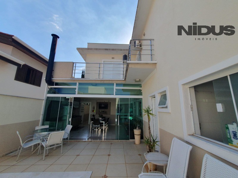 Casa, 3 quartos, 268 m² - Foto 11