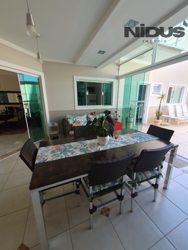 Casa, 3 quartos, 268 m² - Foto 14