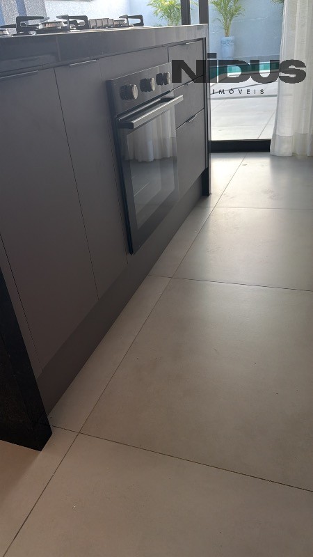 Casa, 4 quartos, 250 m² - Foto 6