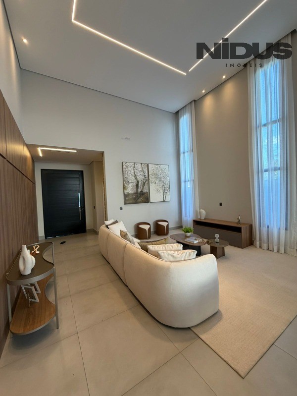 Casa, 3 quartos, 239 m² - Foto 4