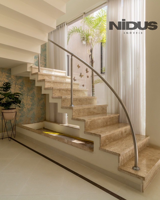Casa, 3 quartos, 250 m² - Foto 35