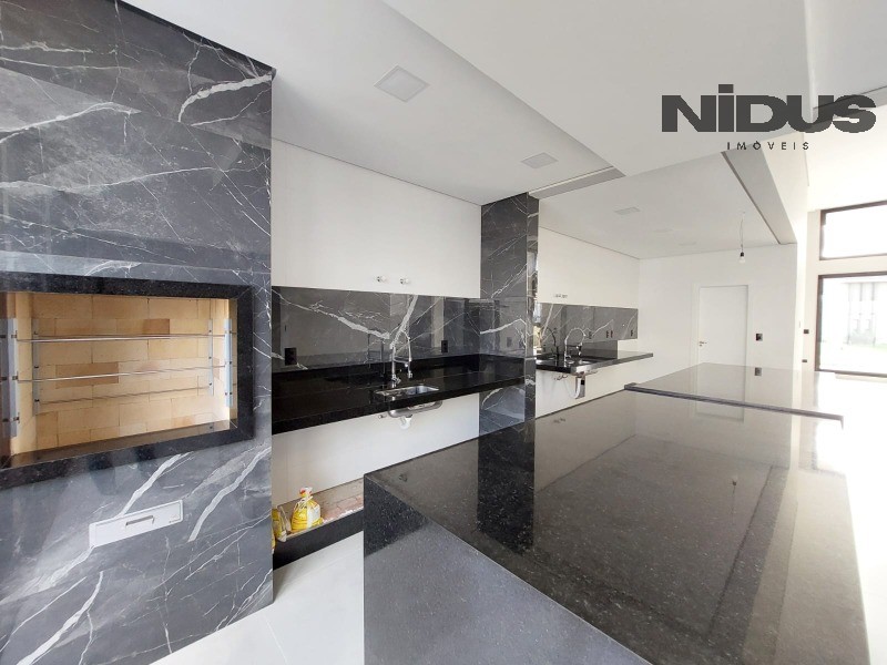 Casa, 3 quartos, 244 m² - Foto 44