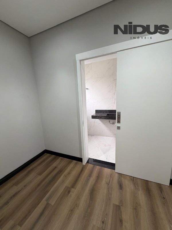 Casa, 4 quartos, 350 m² - Foto 4