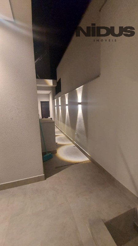 Casa, 3 quartos, 275 m² - Foto 35