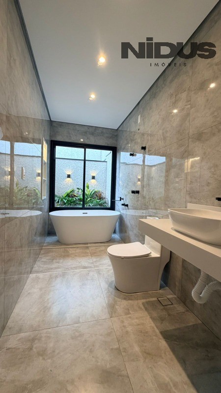 Casa, 3 quartos, 200 m² - Foto 18