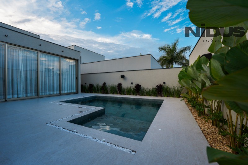 Casa, 4 quartos, 257 m² - Foto 14