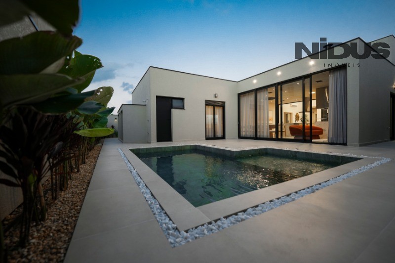 Casa, 4 quartos, 250 m² - Foto 25