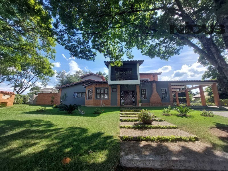 Casa, 4 quartos, 438 m² - Foto 1