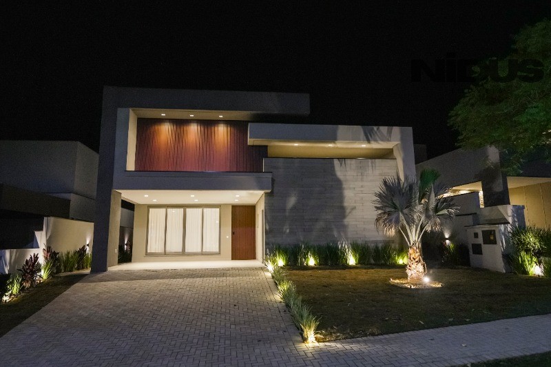 Casa, 4 quartos, 257 m² - Foto 2