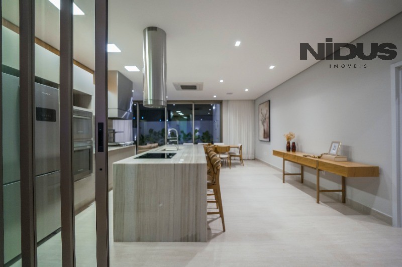 Casa, 4 quartos, 257 m² - Foto 29