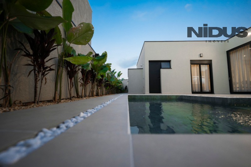 Casa, 4 quartos, 250 m² - Foto 31