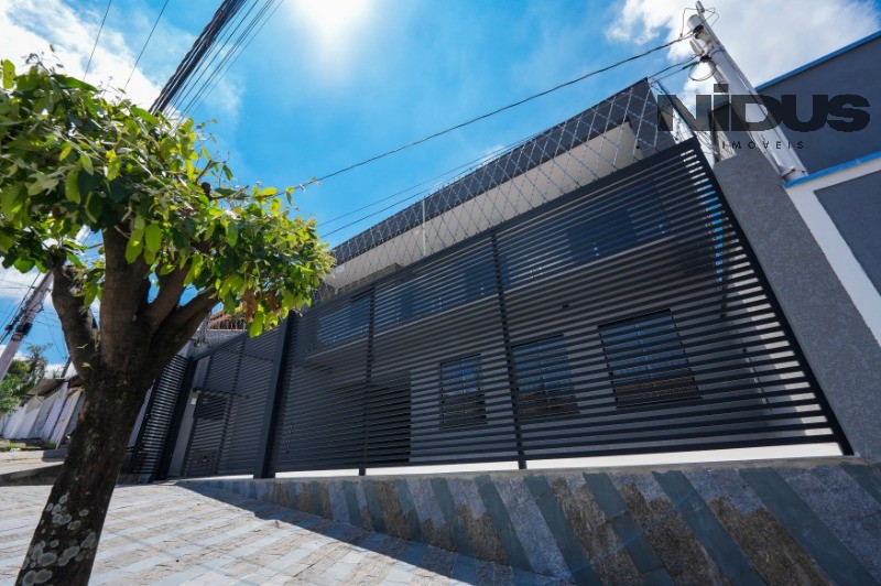 Casa, 4 quartos, 250 m² - Foto 1
