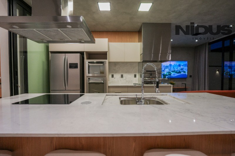 Casa, 4 quartos, 250 m² - Foto 47