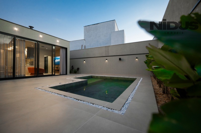 Casa, 4 quartos, 250 m² - Foto 27