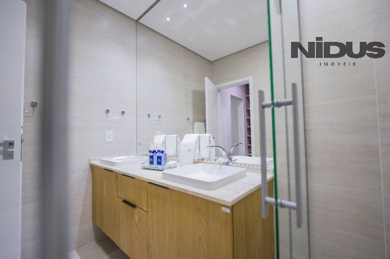 Casa, 4 quartos, 257 m² - Foto 40