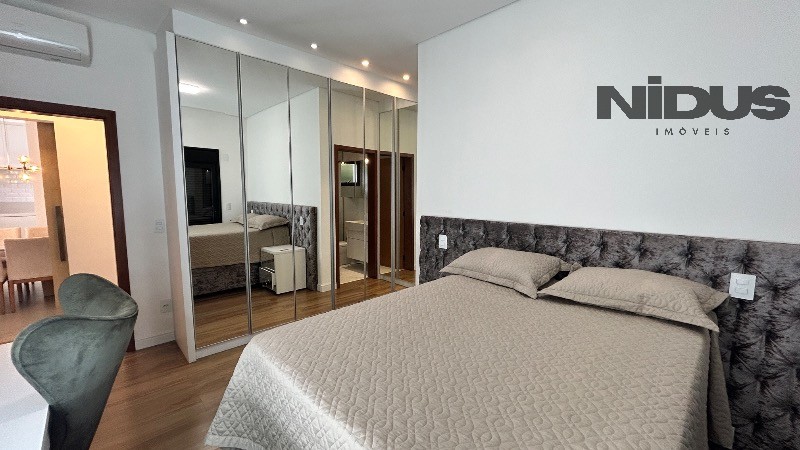 Casa, 3 quartos, 246 m² - Foto 42
