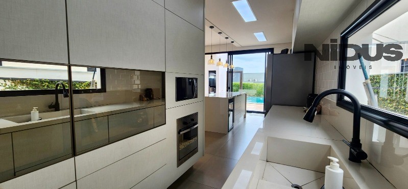 Casa, 3 quartos, 246 m² - Foto 26