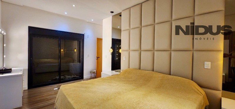 Casa, 3 quartos, 246 m² - Foto 34