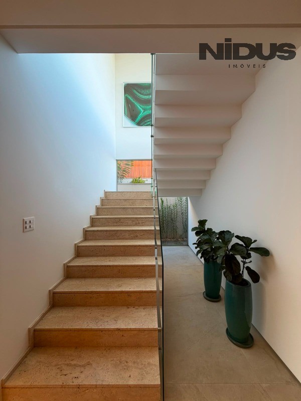 Casa, 4 quartos, 588 m² - Foto 2